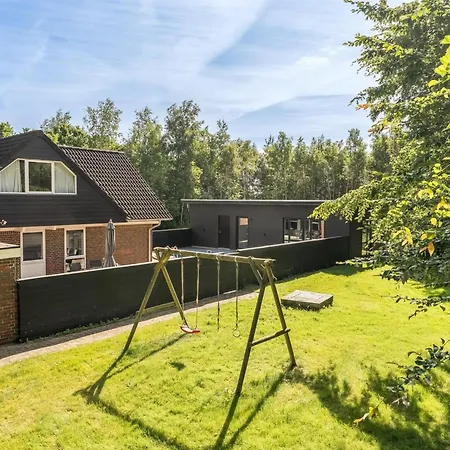 Ingward - 200m To The Fjord By Interhome Nyaraló